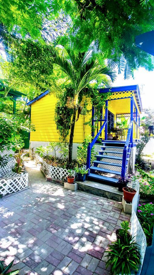 Yocamatsu Bed & Breakfast Caye Caulker Dış mekan fotoğraf